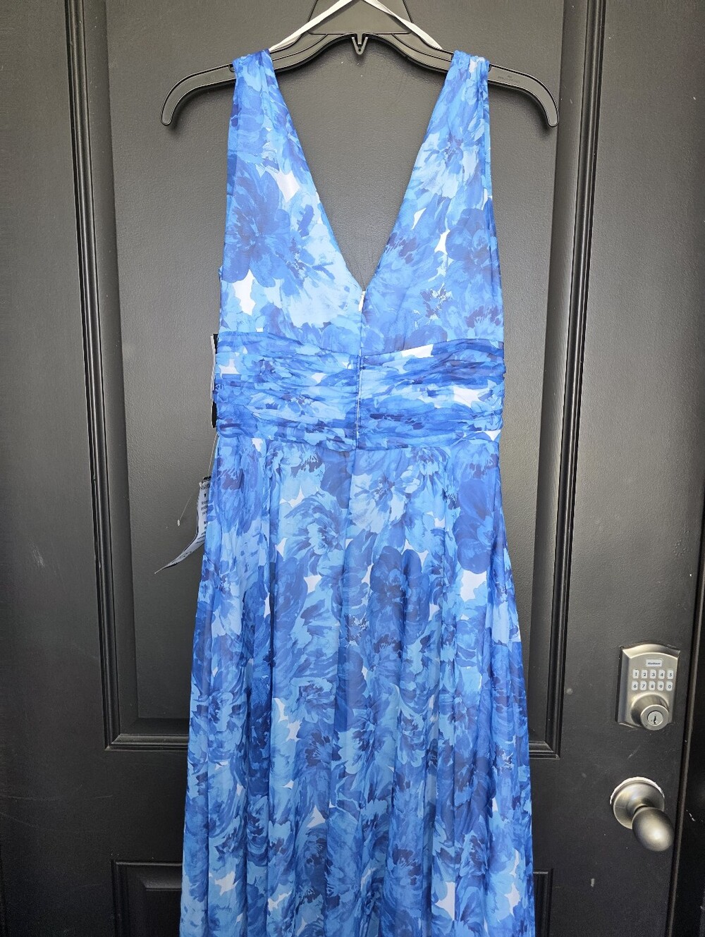 NWT Betsy & Adam Blue Floral Chiffon V Neck Pleated Maxi Gown Dress 6 $259 - Picture 12 of 15